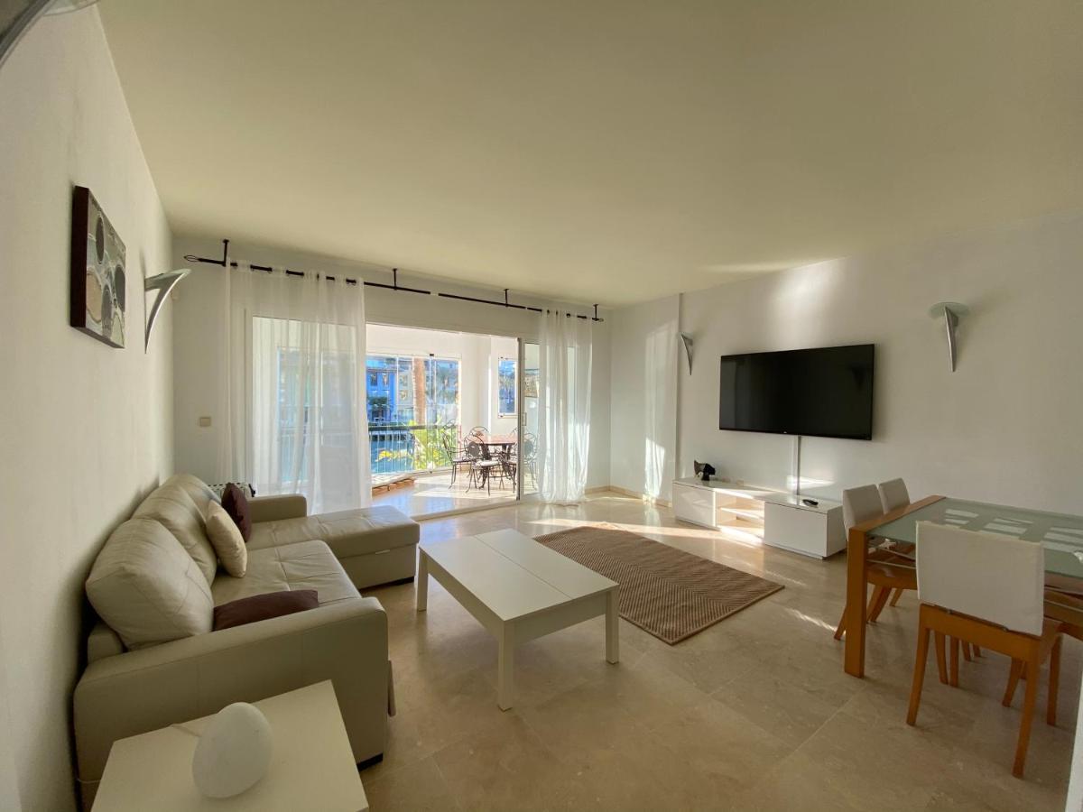 Apartamento Con Piscina ,Playa Con Vistas Panoramicas En La Marina De Sotogrande San Roque  Exterior photo